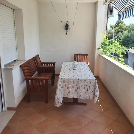Great For 5 Apartman