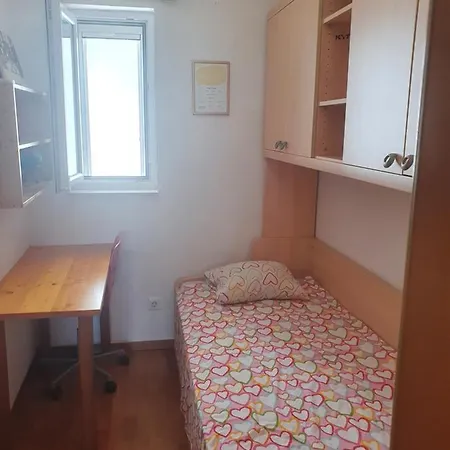 Great For 5 Apartman