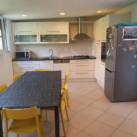Great For 5 Apartman Split