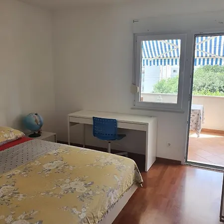 Great For 5 Apartment *